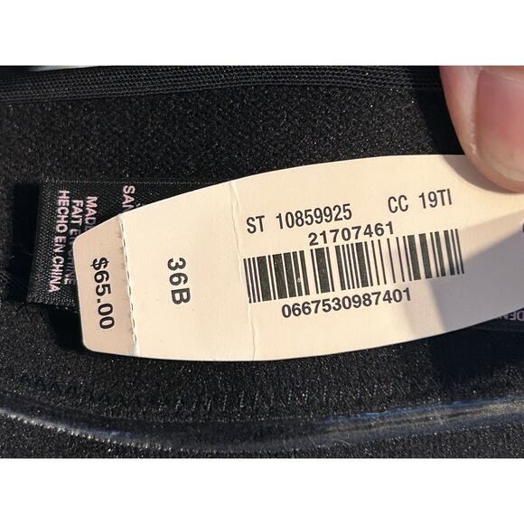 Victoria’s Secret Bombshell Push-Up Plunge Bra 36B Purple Black Lace NWT - Picture 8 of 9